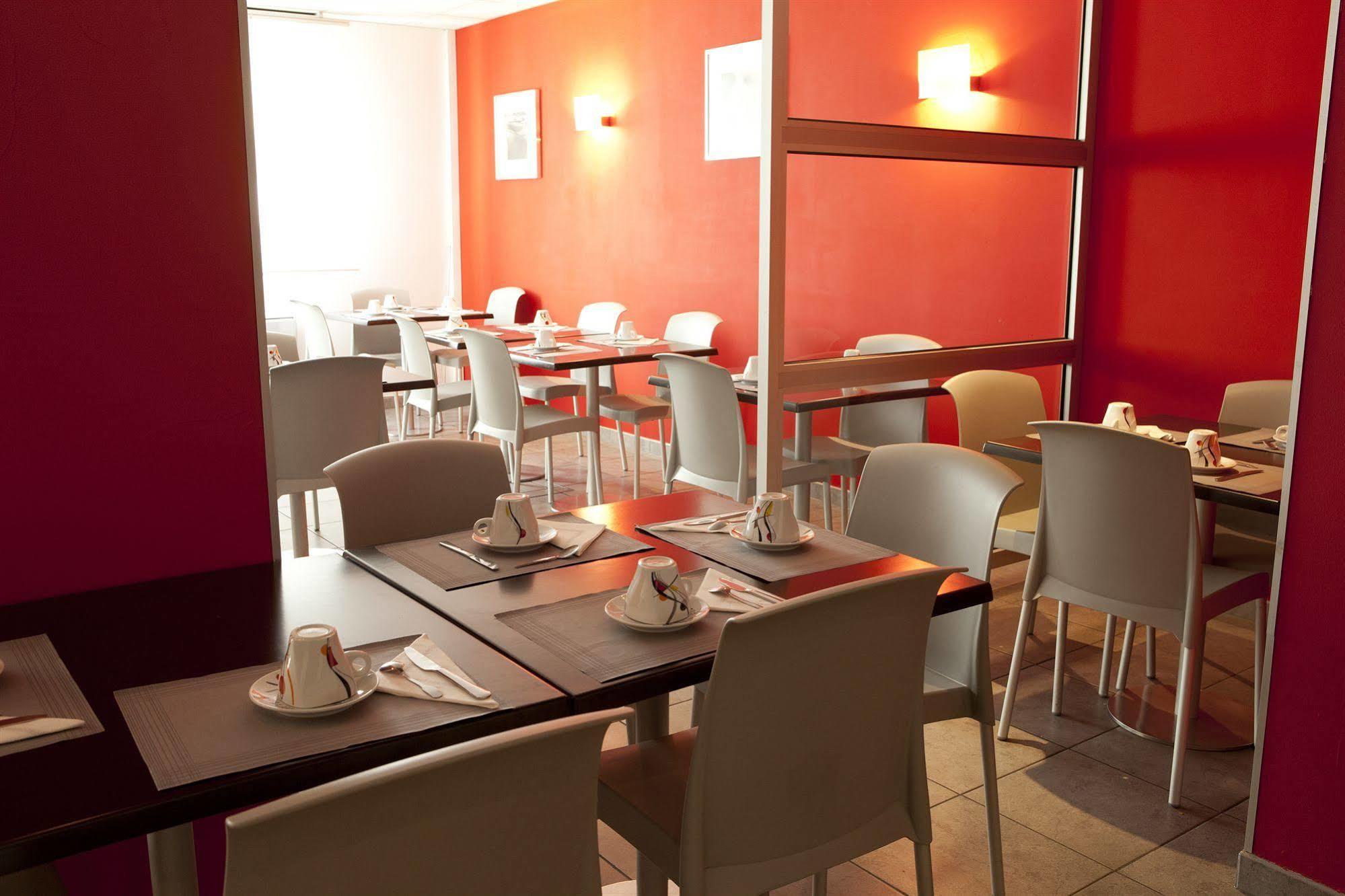 Ruby Suites Quartier Les Halles By Popinns Estrasburgo Exterior foto
